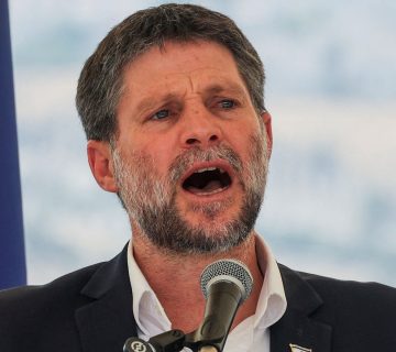 gaza-could-be-‘real-estate-bonanza’,-israeli-minister-says