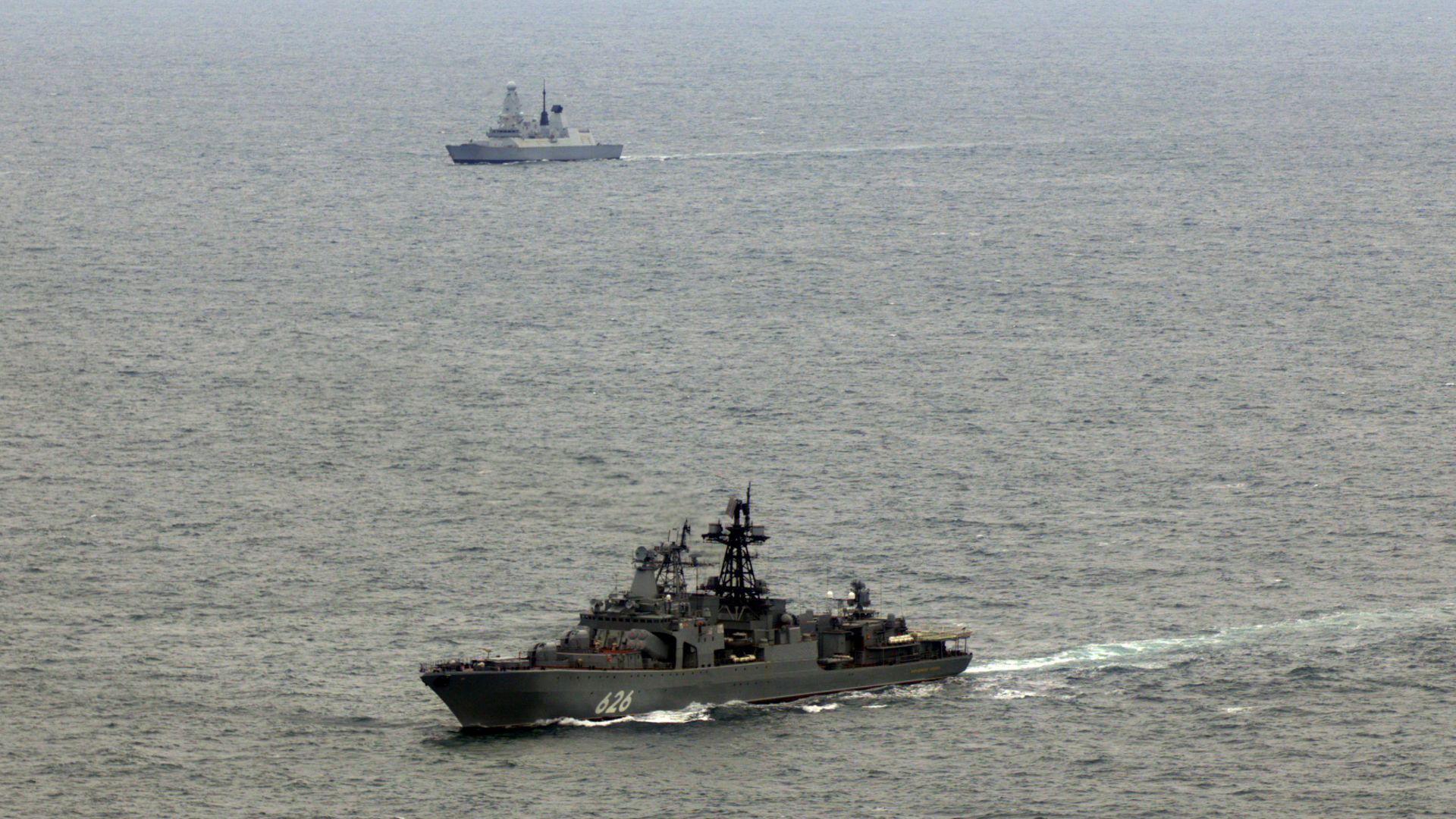 royal-navy-destroyer-intercepts-russian-warship-off-uk-coast