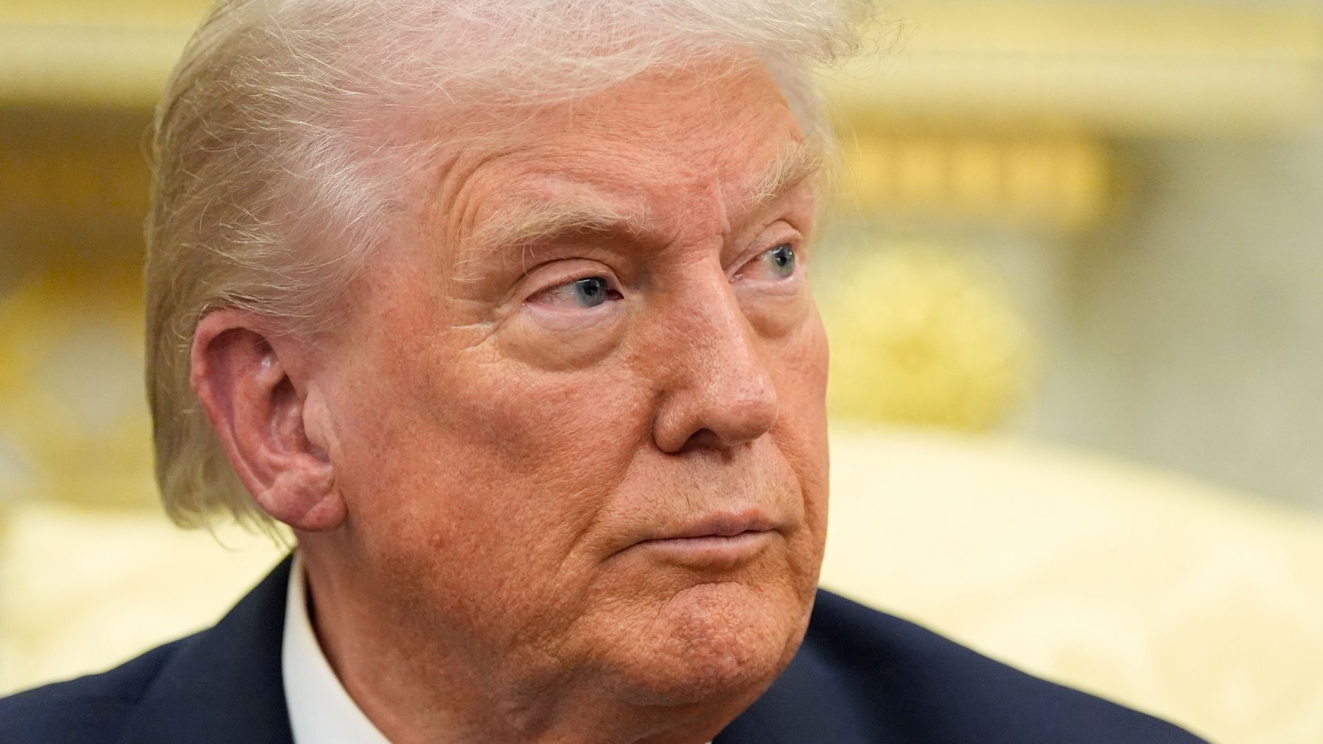 trump-imposes-sanctions-on-russia’s-two-biggest-oil-firms-in-major-policy-shift