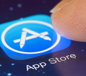 apple-users-could-get-‘significant’-compensation-say-lawyers,-after-tech-firm-loses-ruling