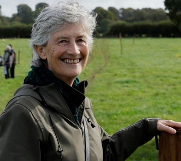 independent-catherine-connolly-set-to-become-ireland’s-next-president-as-rival-concedes