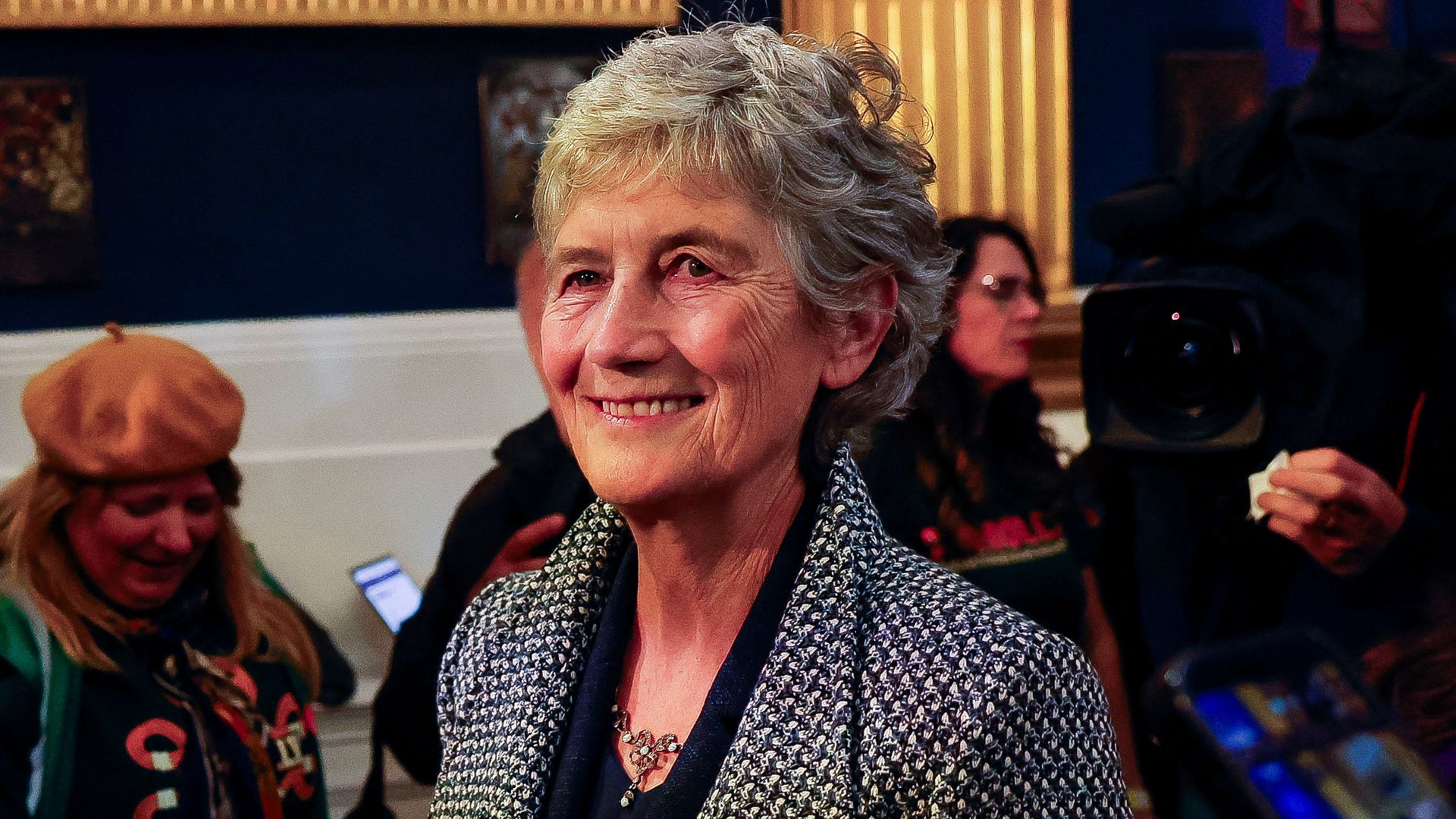 a-landslide-victory-in-a-lacklustre-election-that-wounds-the-irish-government