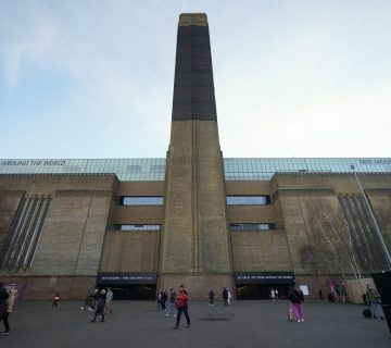 family-of-boy-thrown-from-tate-modern-says-he’s-‘running,-jumping-and-swimming’