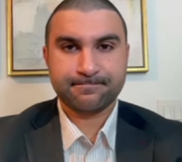 uk-commentator-detained-by-ice-after-‘israel-criticism’-on-us-book-tour