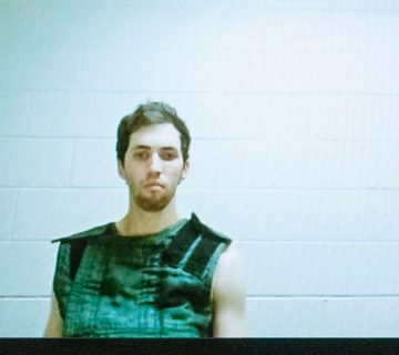 man-accused-of-killing-charlie-kirk-can-avoid-wearing-prison-uniform-in-court