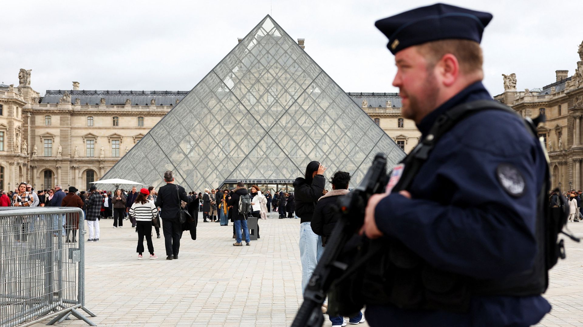 officials-address-inside-job-theory-over-louvre-heist