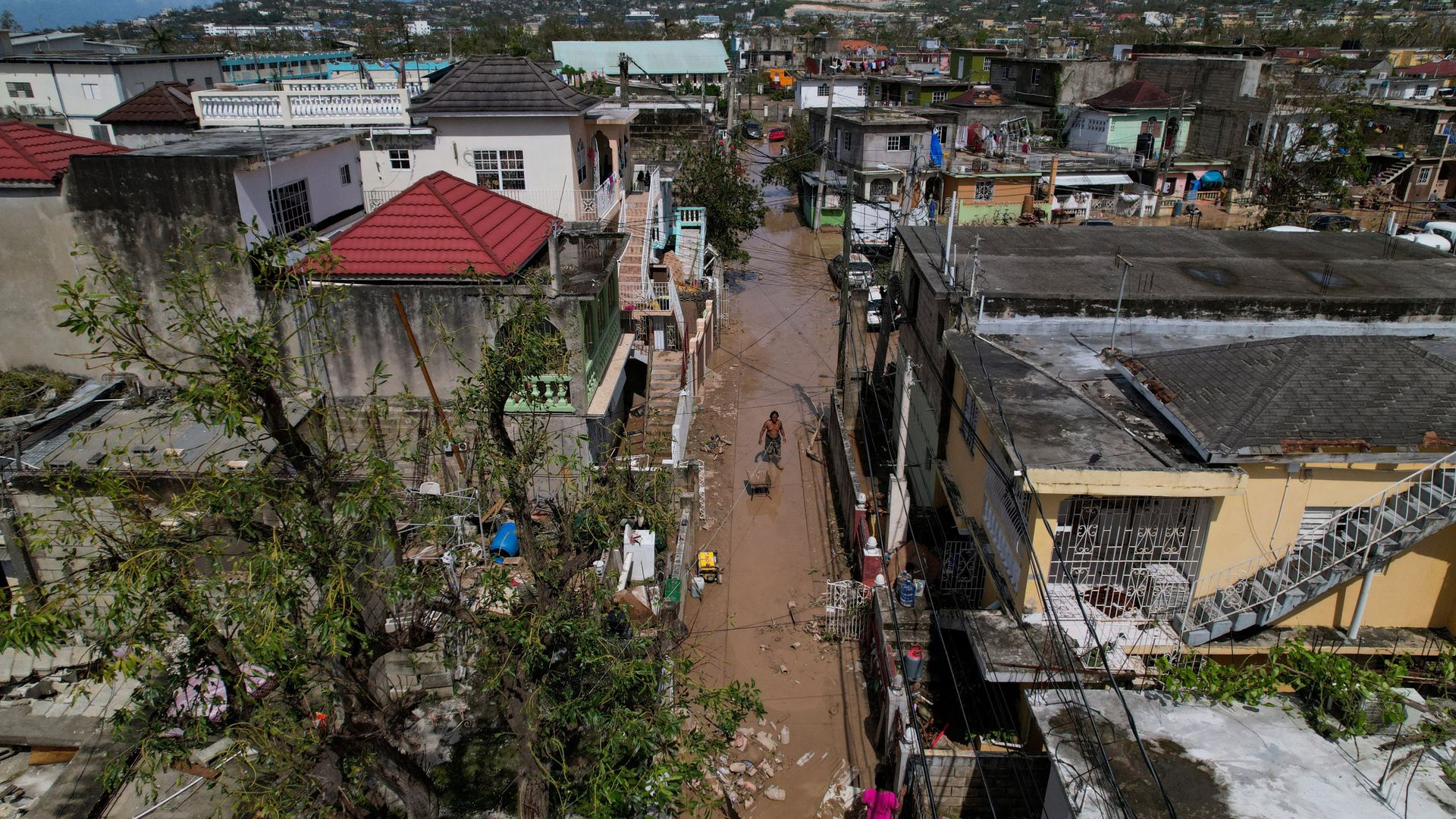 dozens-dead-as-‘unprecedented’-hurricane-melissa-rips-through-caribbean