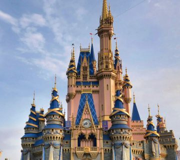 holiday-hotspot-airport-close-to-cancelling-all-landings-due-to-us-government-shutdown