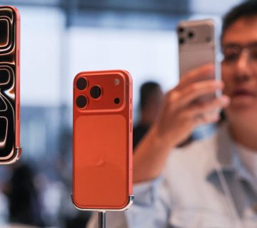 apple-and-amazon-defy-expectations-with-latest-results