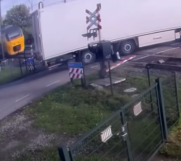 ‘shocking’-footage-shows-train-crashing-into-lorry-at-level-crossing