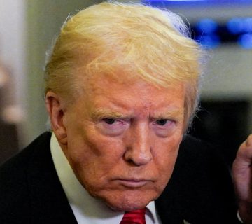 trump-warns-nigeria-that-us-troops-or-airstrikes-‘could-be’-used-to-defend-christians