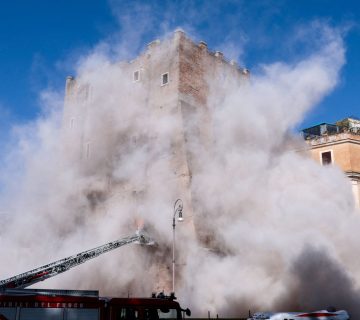 worker-trapped-after-medieval-tower-collapses-during-renovation-work-in-european-capital