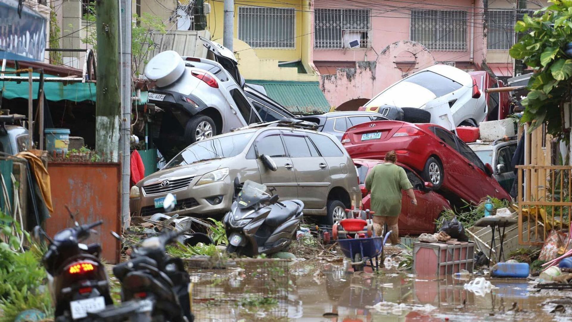 at-least-46-killed-after-typhoon-unleashes-heavy-rains-and-floods-in-philippines