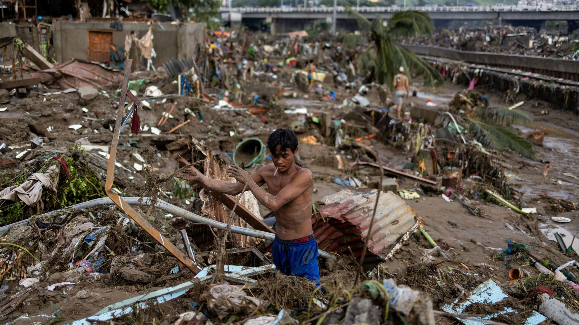 at-least-114-dead-after-philippines-typhoon