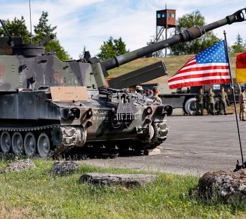 us-soldiers-given-food-bank-advice-and-could-go-without-pay-amid-shutdown