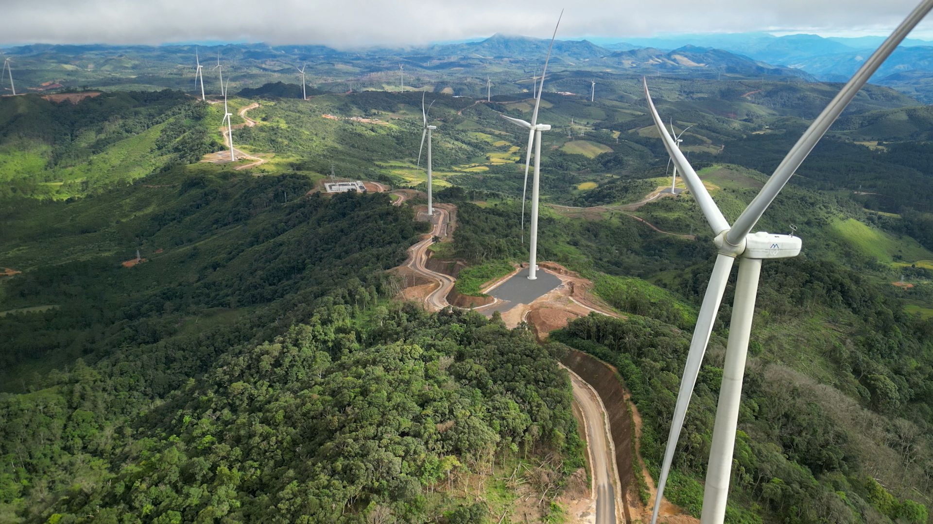 china-dominates-renewables-–-and-this-project-shows-why