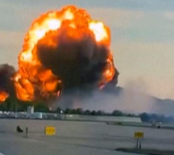 ups-and-fedex-ground-fleet-of-cargo-planes-after-deadly-kentucky-crash