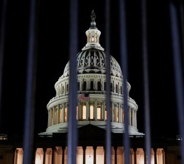 end-to-longest-us-government-shutdown-one-step-closer-–-as-democrats-face-backlash