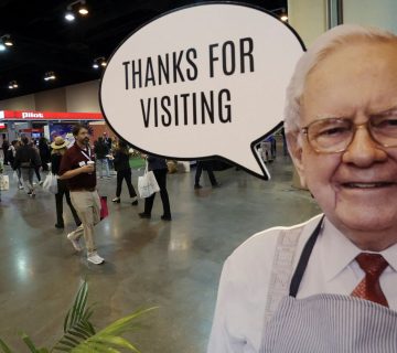 investing-legend-buffett-‘going-quiet’-–-as-he-sends-farewell-letter