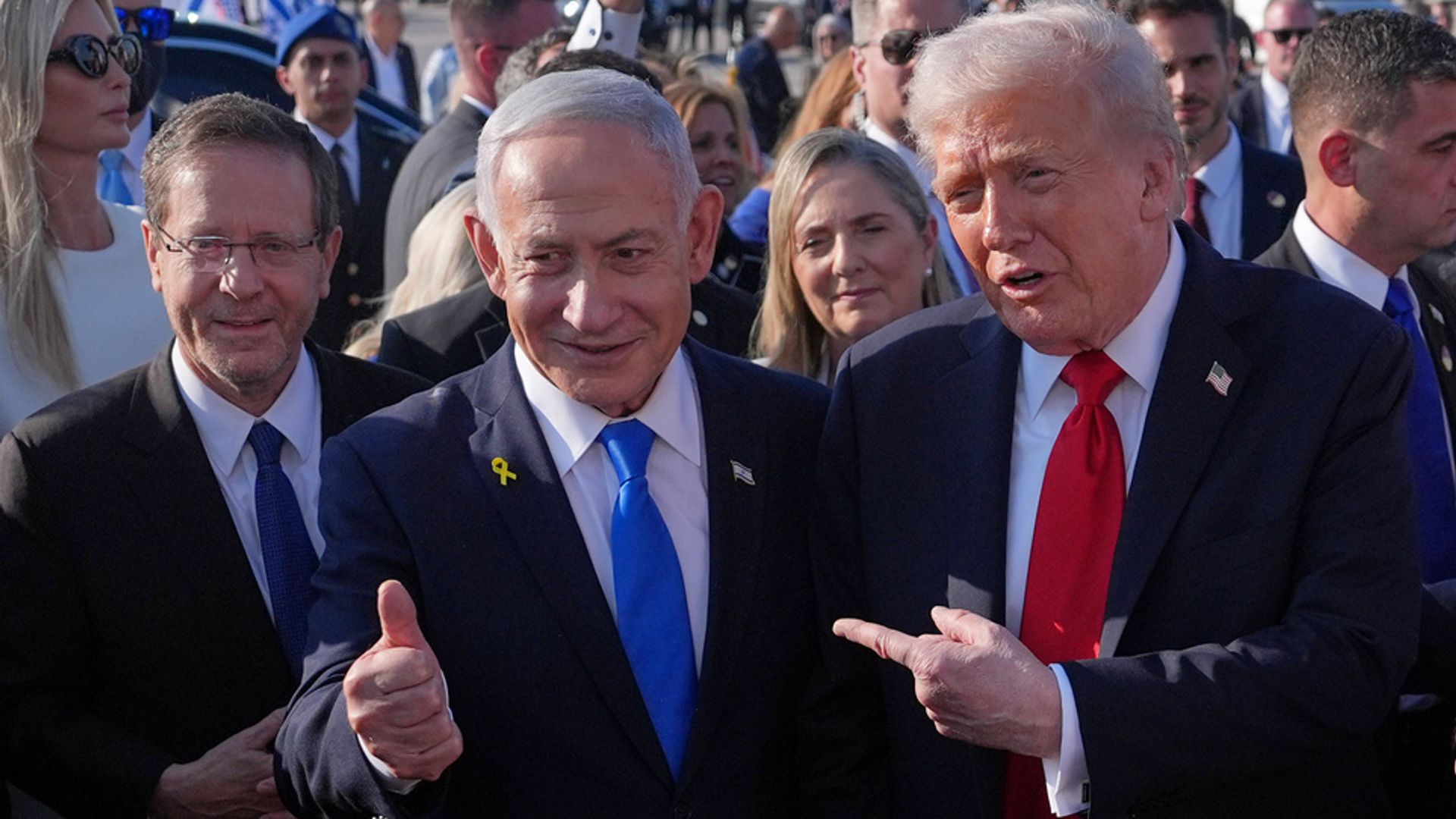 trump-asks-israeli-president-to-‘fully-pardon’-netanyahu-in-corruption-trial