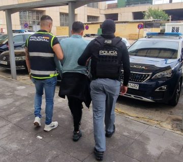 drug-lord-who-faked-his-own-death-is-captured-in-tourist-hotspot