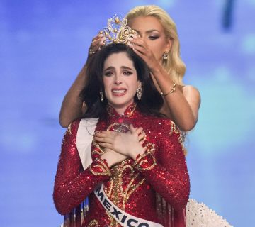 miss-mexico-crowned-miss-universe-2025-after-walkout