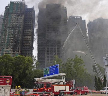 police-make-arrests-over-huge-hong-kong-flats-fire-–-with-dozens-killed-and-more-still-missing