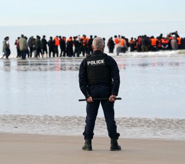 france-will-soon-be-able-to-intercept-suspected-migrant-taxi-boats-in-the-channel