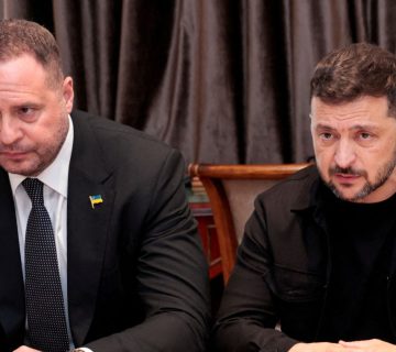 zelenskyy-will-cut-a-lonely-figure-without-his-towering-chief-of-staff