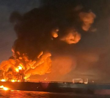 ukrainian-officials-head-to-us-for-talks-–-as-dramatic-footage-shows-russian-tankers-being-hit